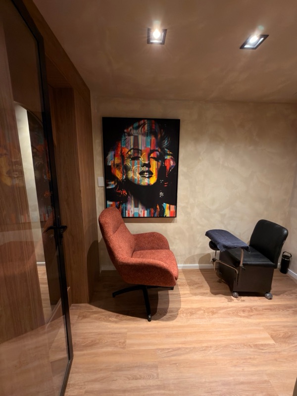 Sala de atendimento reservado · Feel King Moema