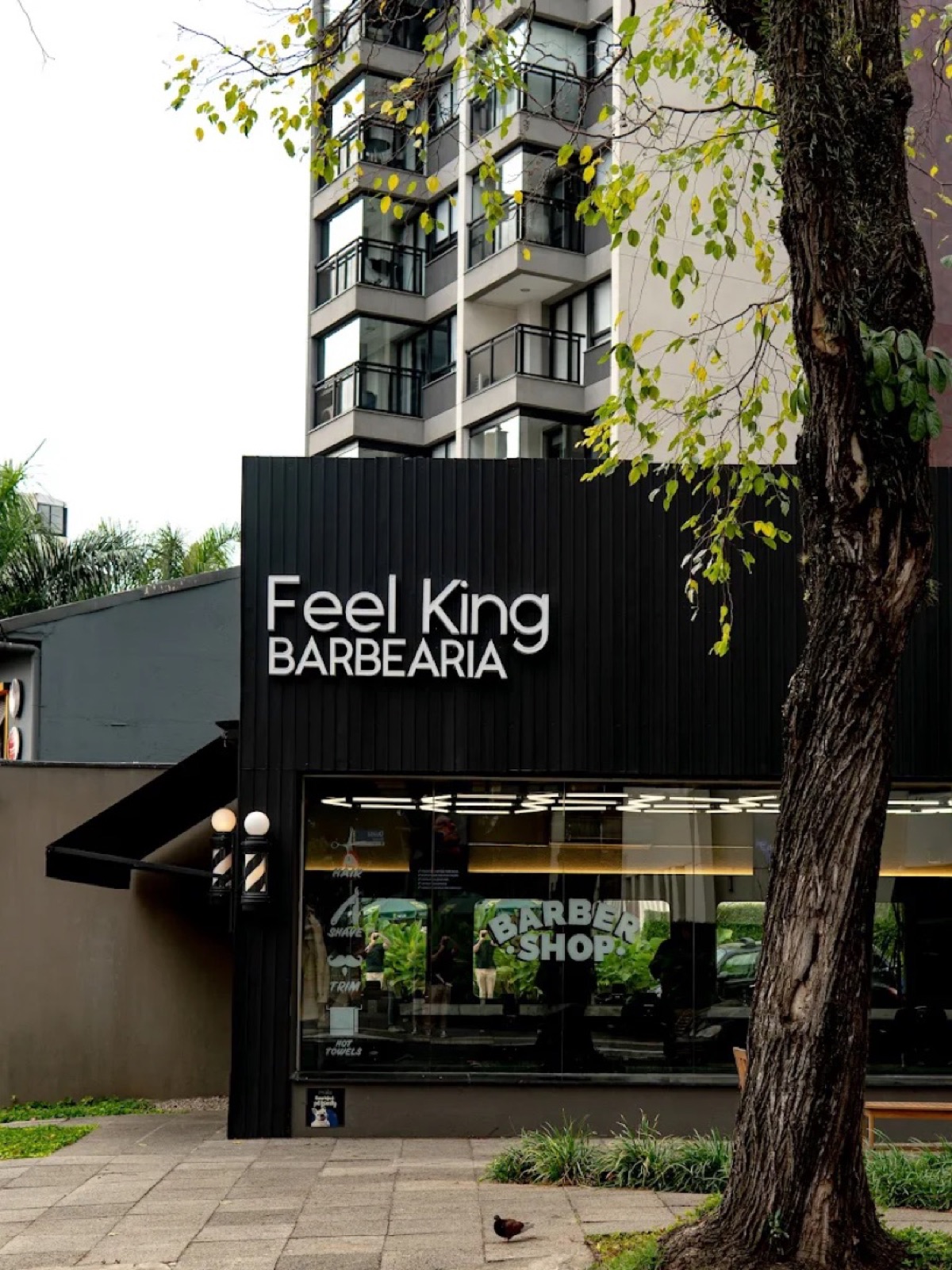 Fachada da primeira unidade Feel King, na Vila Olímpia